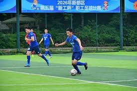 马宁世界杯黄牌双帽子戏法引关注中国裁判组表现